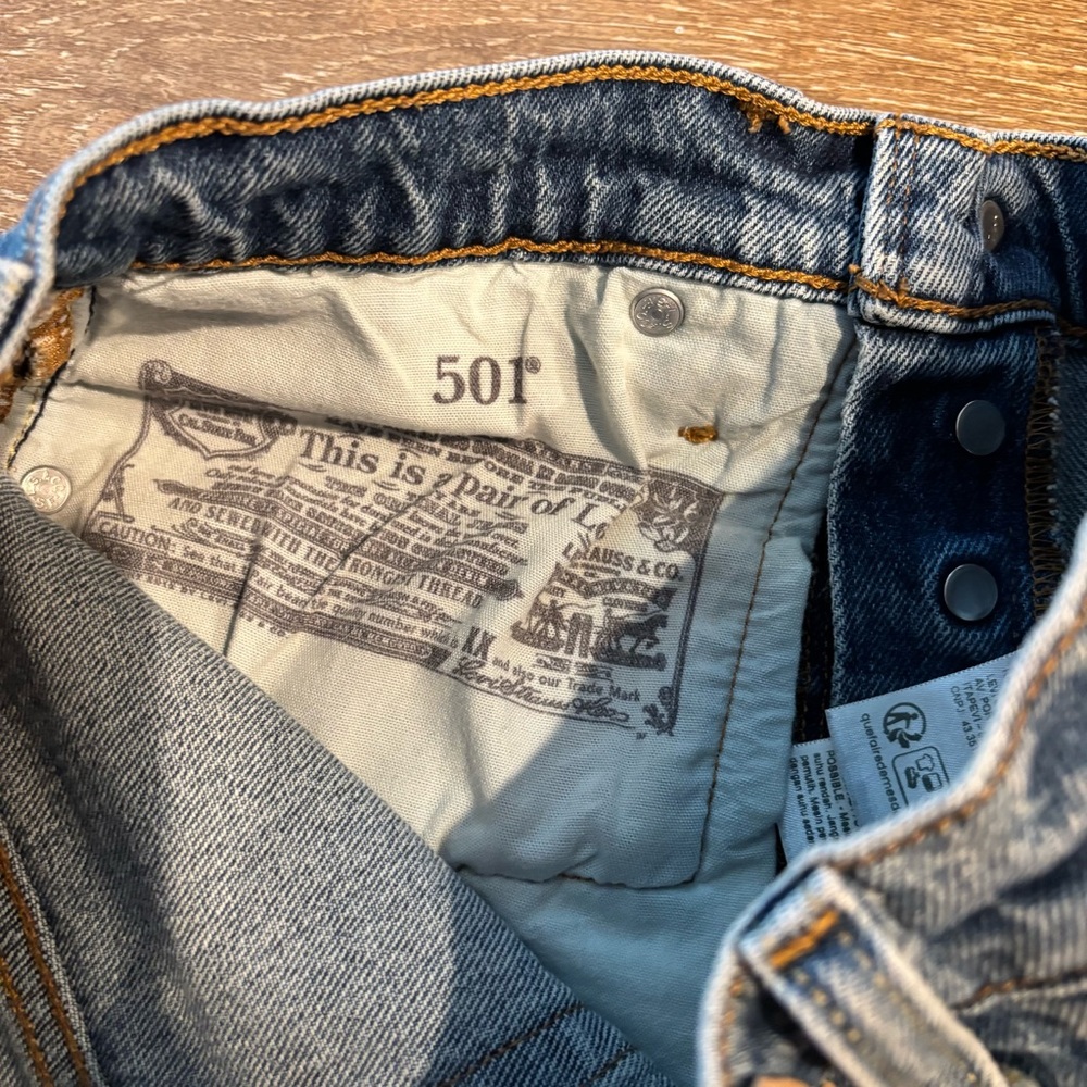 Levi’s 501 Mid Thigh denim shorts 25 - Picture 6 of 6